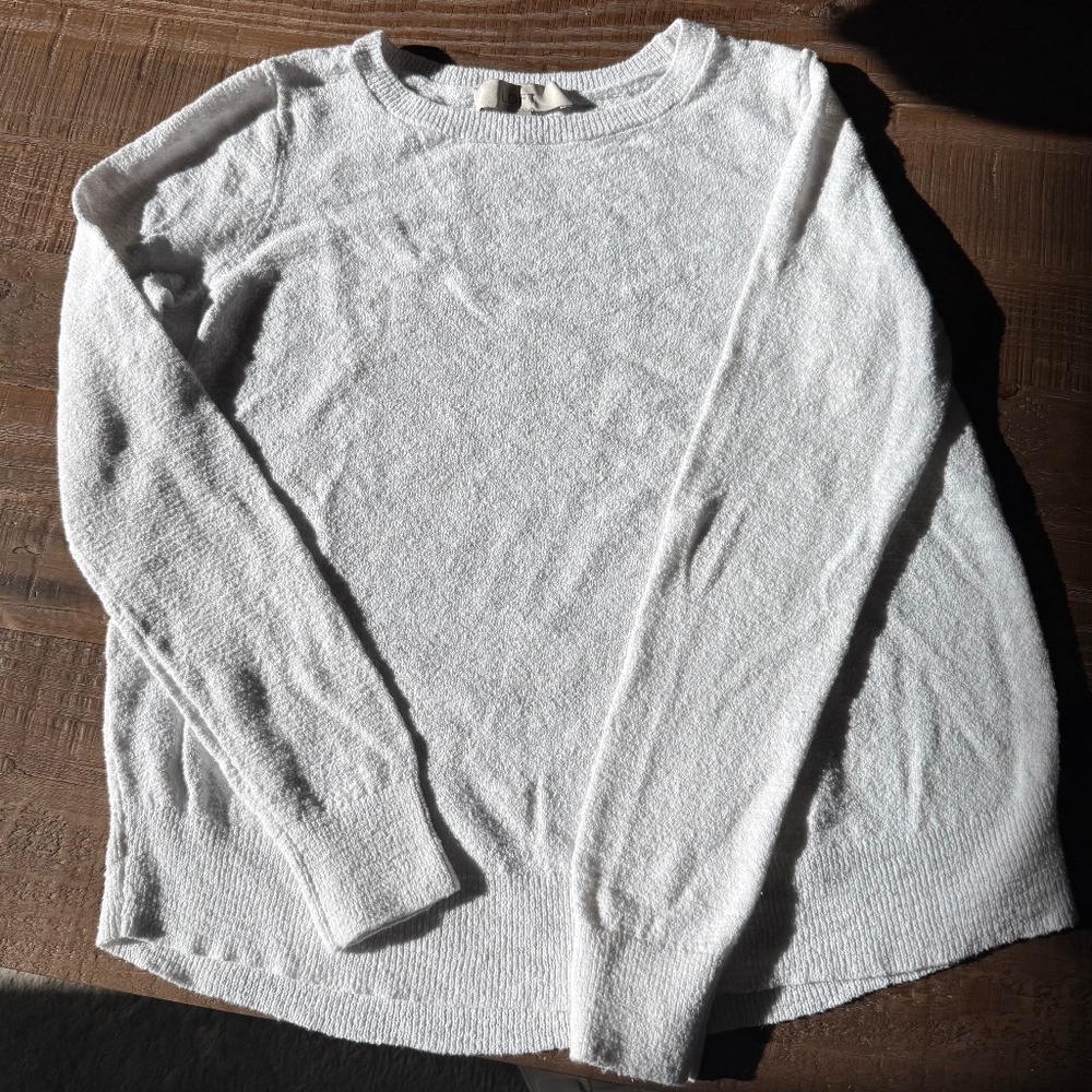 Sweater lightweight